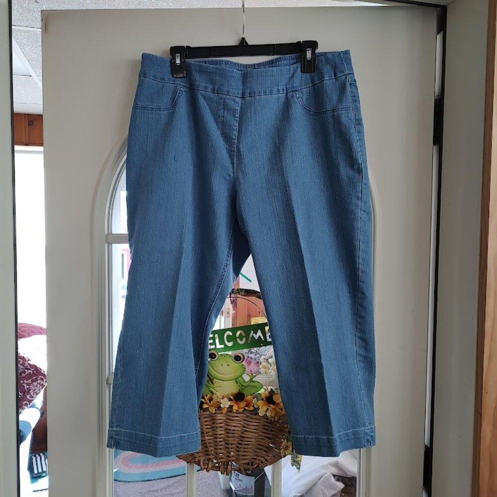 Slim-Sation Pull On Jean Capri Size Women's 16